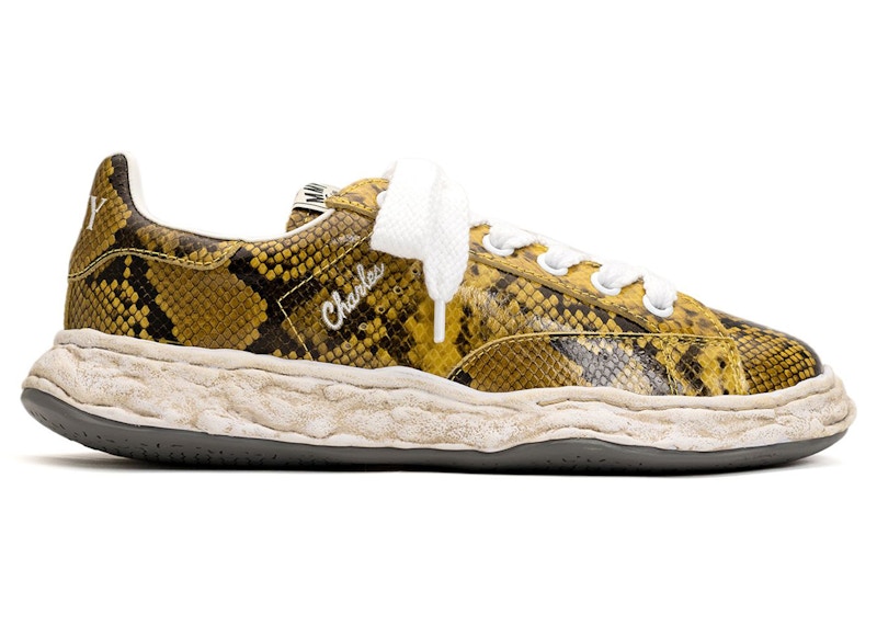 Maison Mihara Yasuhiro Charles OG Sole Leather Low Python Printed Geel