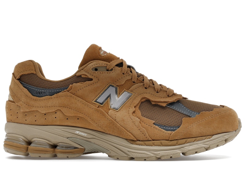 New Balance 2002R Gore-Tex Protection Pack Stucco