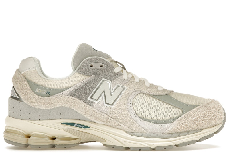 New Balance 2002R Linen Linen/concrete