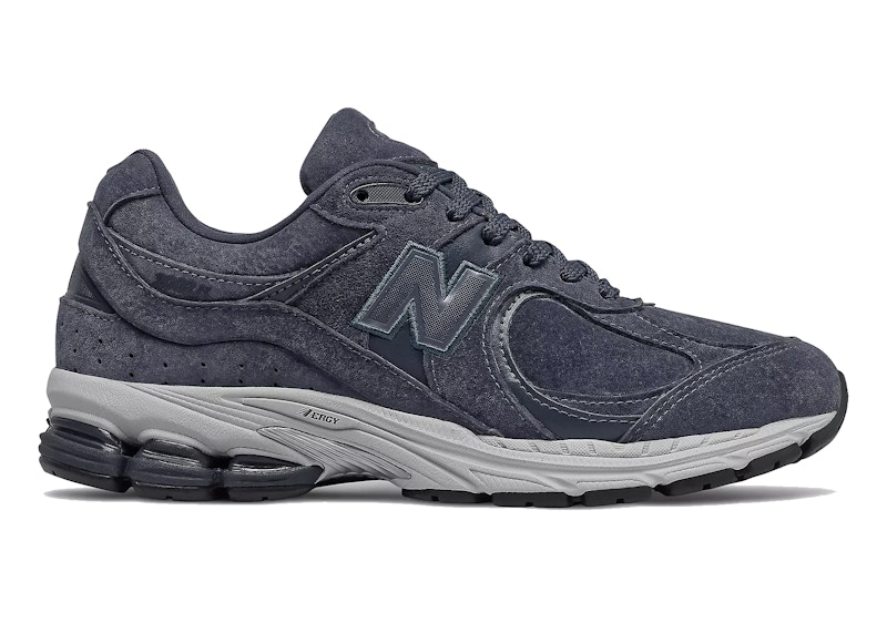 New Balance 2002R Metallic Marineblauw