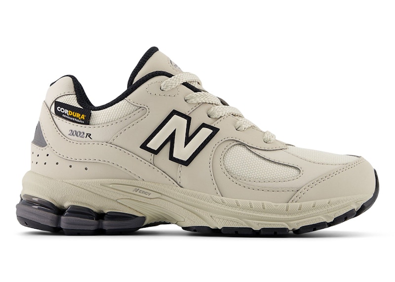New Balance 2002R Timberwolf Zwart