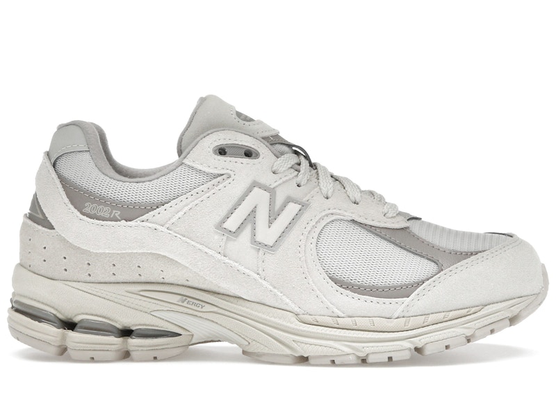 New Balance 2002R Timberwolf Grijs