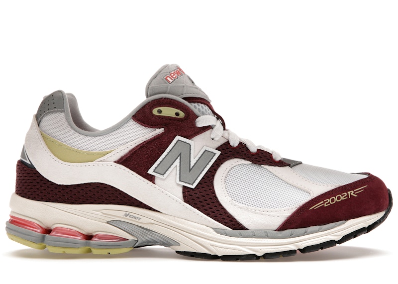 New Balance 2002R Up There Backyard Legends II Grijs