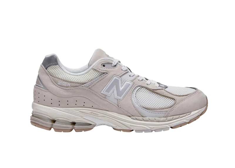 New Balance 2002R Ivory Wit