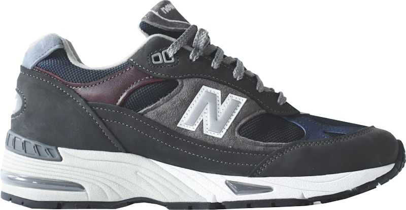 New Balance 991 Kith Olijf