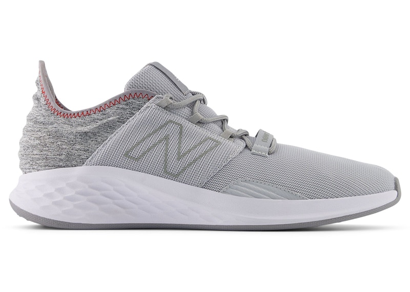 New Balance Fresh Foam ROAV Golf Grijs
