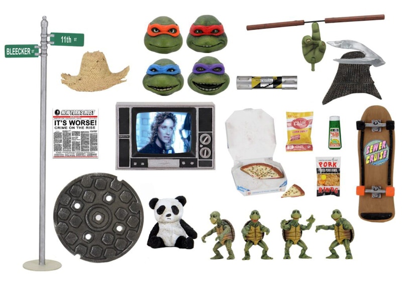 Nickelodeon TMNT 1990 Movie 7” Scale Accessory Set Action Figure