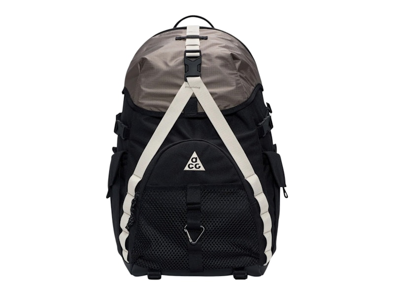 Nike ACG Daymax Backpack Zwart