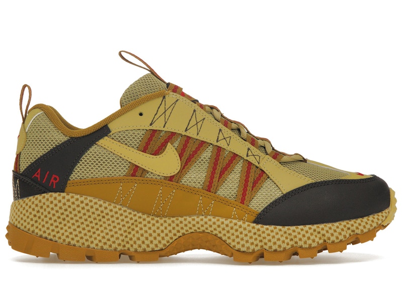 Nike Air Humara Buff Goud