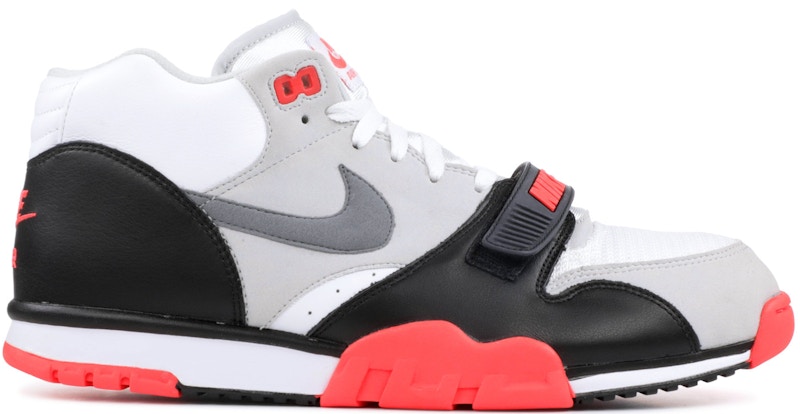 Nike Air Trainer 1 Mid Infrared Zwart