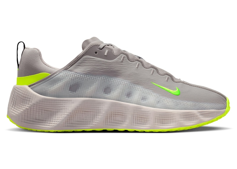 Nike Ava Rover Moon Particle Volt Ice Zwart
