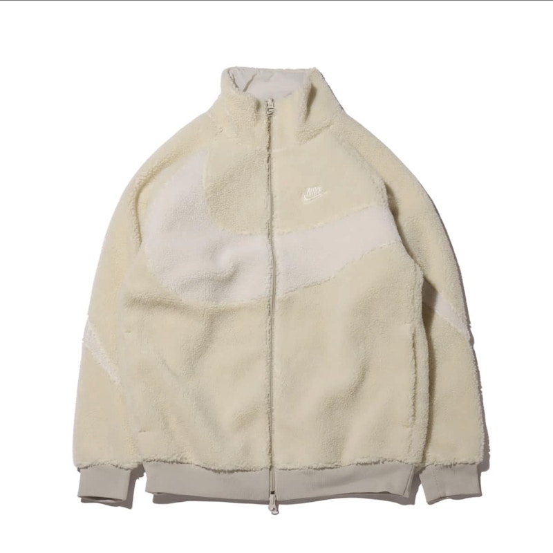 Nike Women’ Big Swoosh Reversible Boa Jacket Light Bone