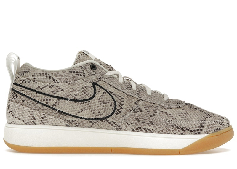 Nike Book 1 Python Zwart