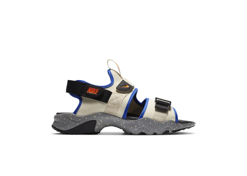 Nike Canyon Fossil Zwart