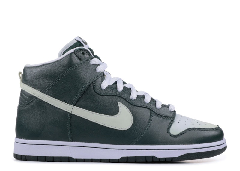 Nike Dunk High Pro SB Ghost Olijf