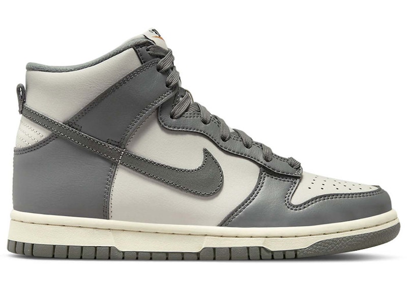 Nike Dunk High Two Tone Oranje