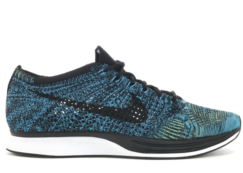 Nike Flyknit Racer Glow Strike Zwart