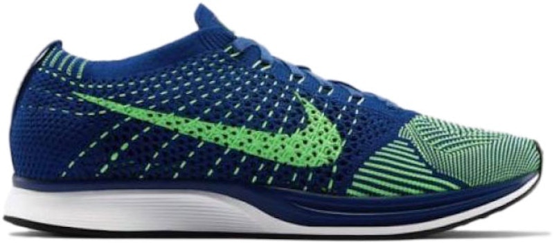Nike Flyknit Racer Brave Blauw