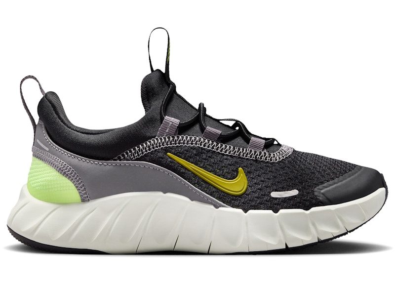 Nike Free Ride Volt Ice Saffron Quartz Zwart