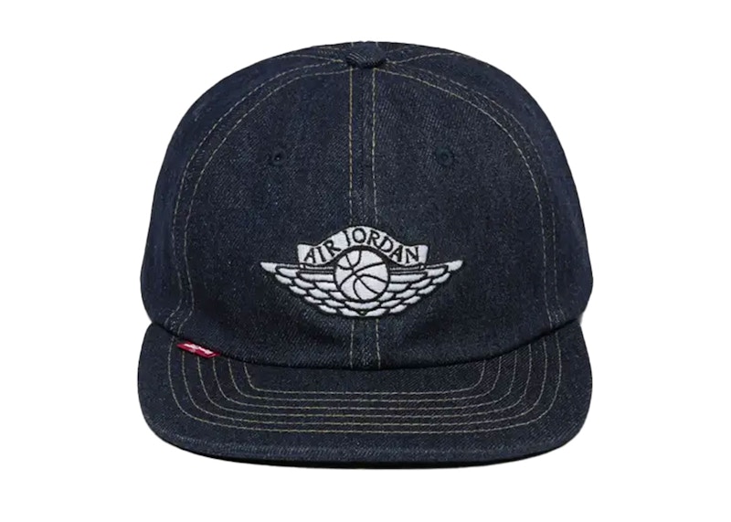 Nike Jordan x Levi’s Cap Rigid Rinse Blauw