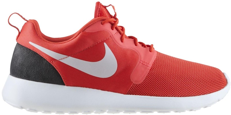 Nike Roshe Run Hyperfuse Light Crimson Zwart