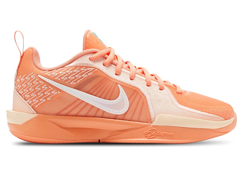 Nike Sabrina 2 Activate Koraal