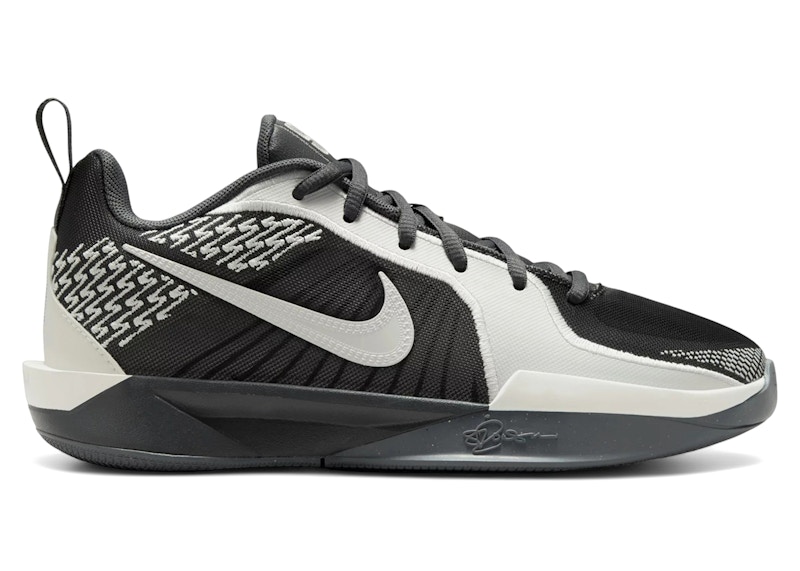 Nike Sabrina 2 Locked In Grijs