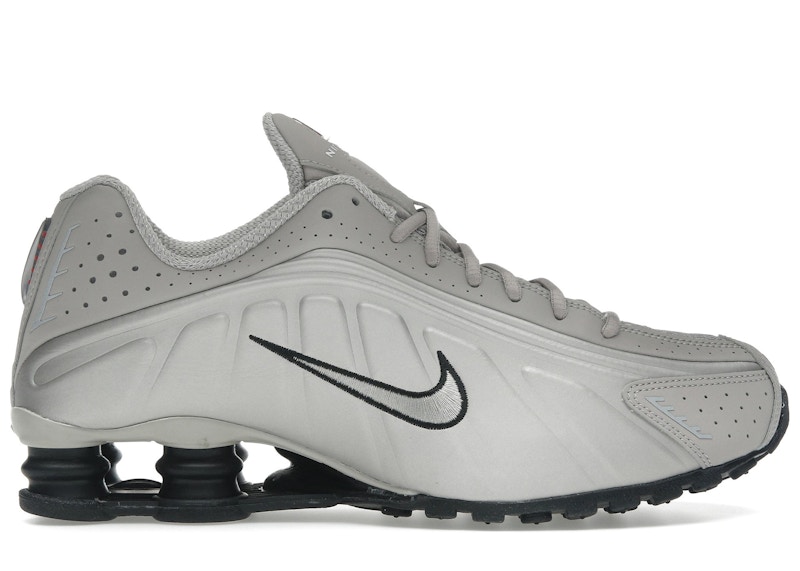Nike Shox R4 College Zwart