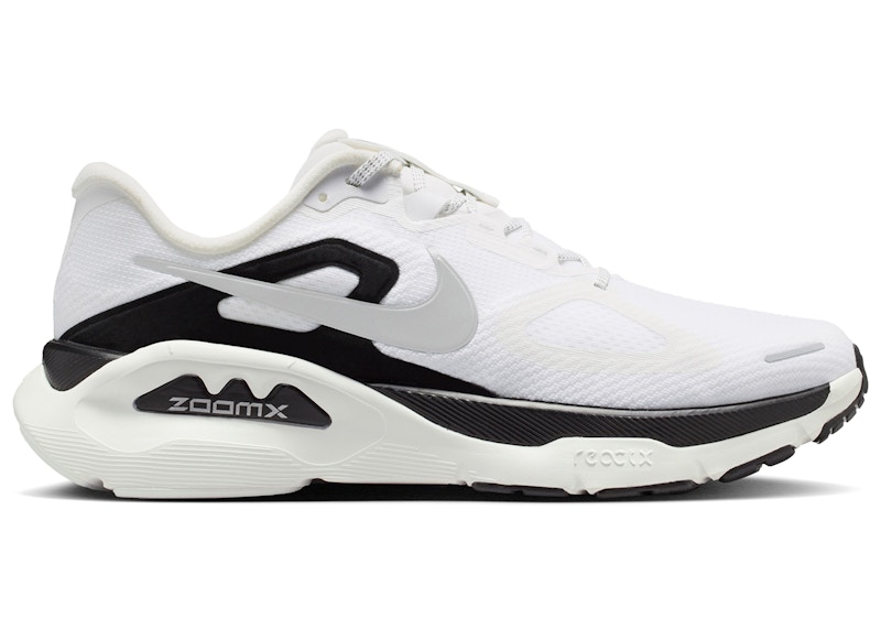 Nike Structure Plus Summit Zilver