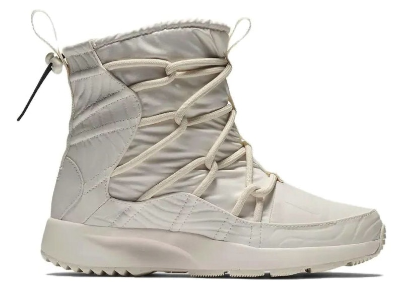 Nike Tanjun High Rise Phantom Zwart