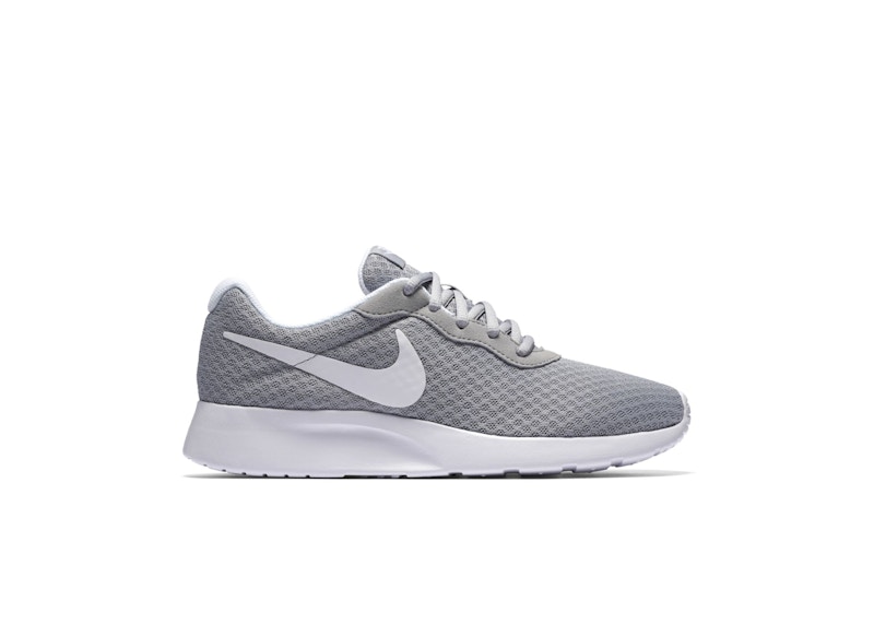 Nike Tanjun Wolf Grijs
