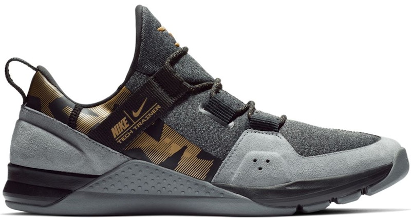 Nike Tech Trainer Russell Wilson Zwart