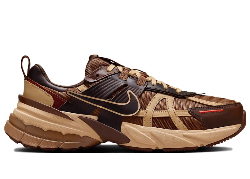 Nike V2K Run Light British Tan Sesame Rood