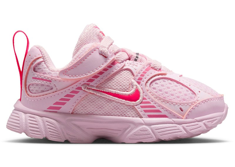 Nike V5 RNR Foam Pinksicle Roze