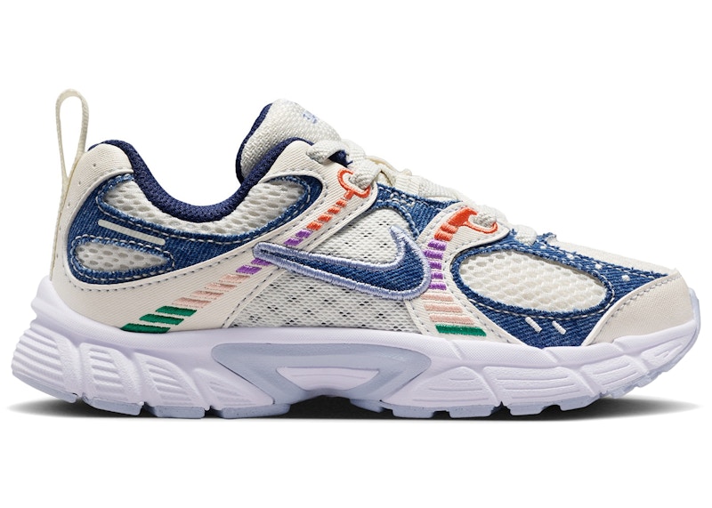 Nike V5 RNR Soft Pearl Blauw