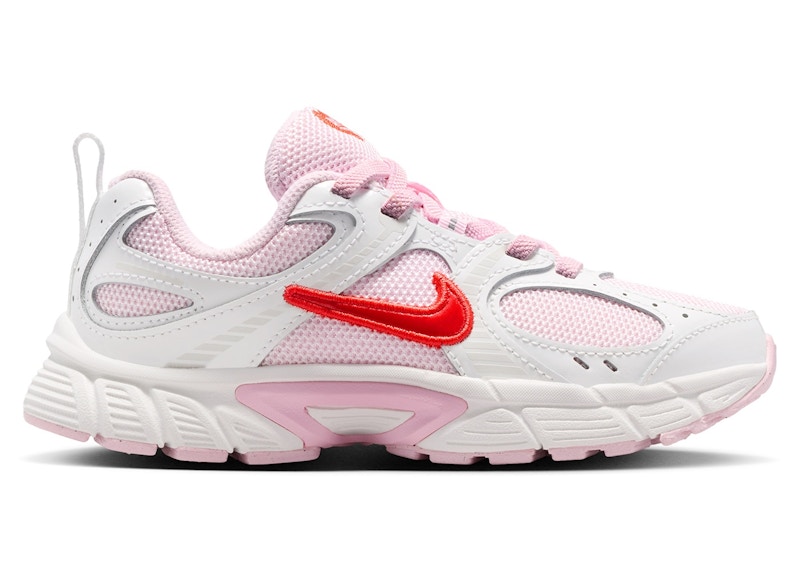 Nike V5 RNR Valentine’s Day Roze