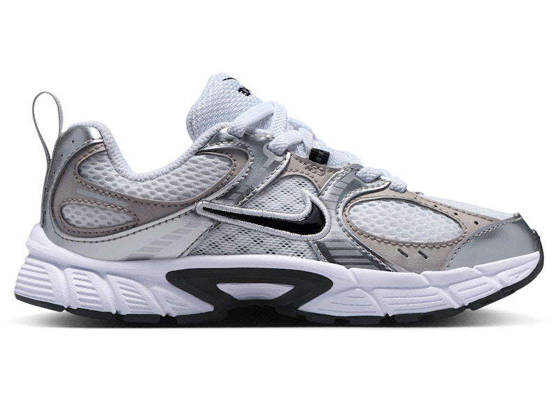 Nike V5 RNR Vast Grijs