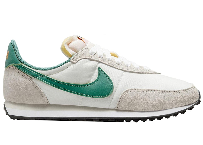 Nike Waffle Trainer 2 Light Bone Groen