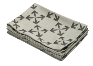 OFF- Arrow Pattern Table Mat