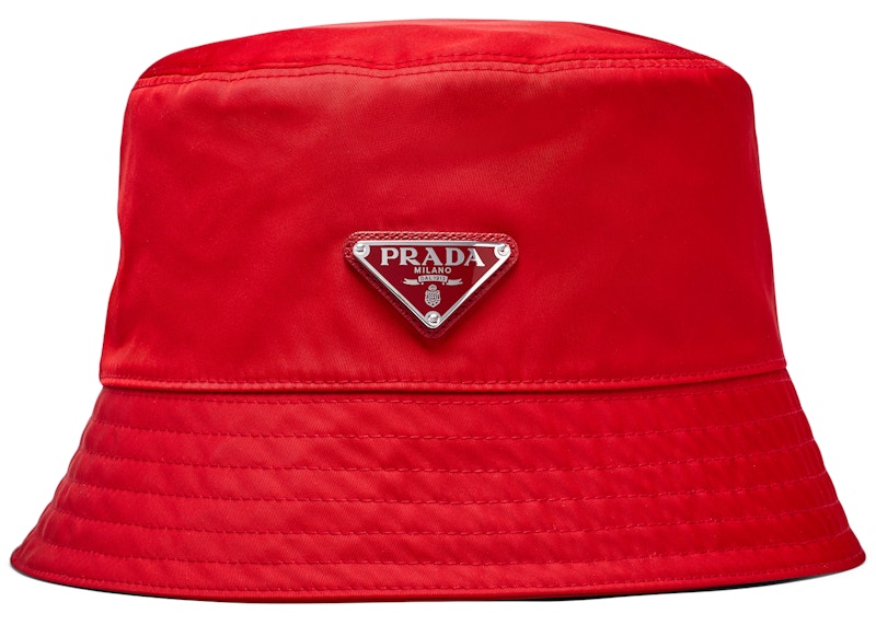 Prada Nylon Bucket Hat Rood