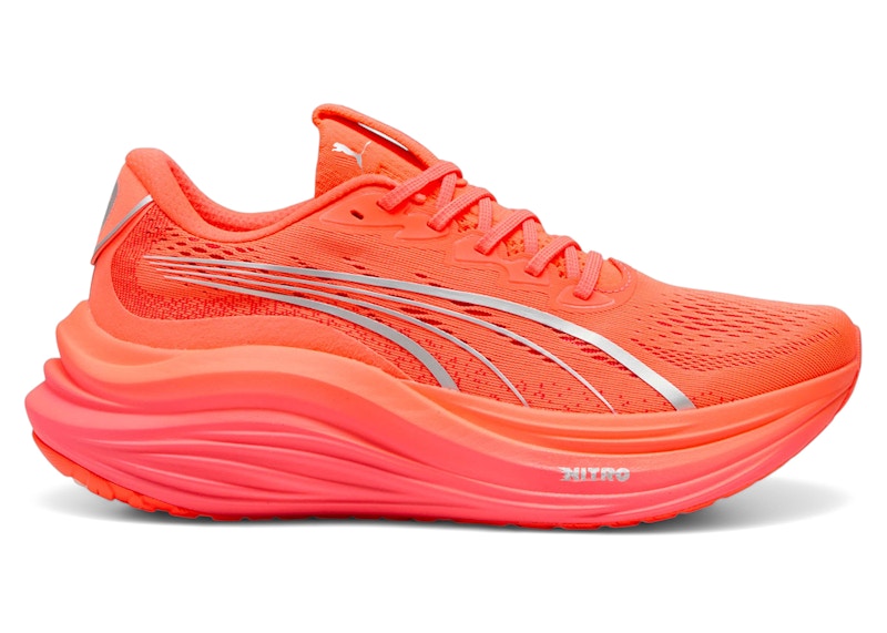 Puma MagMax Nitro Glowing Rood
