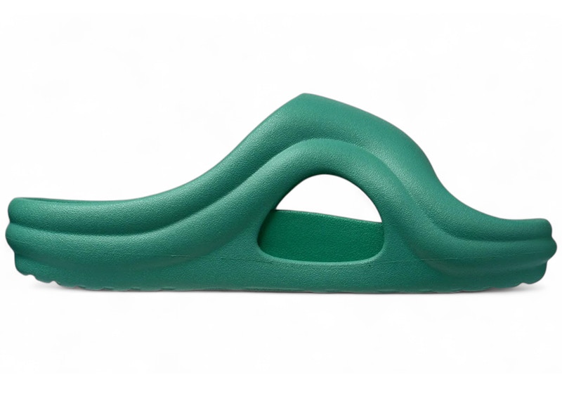 SKYLRK Beach Slide Forest