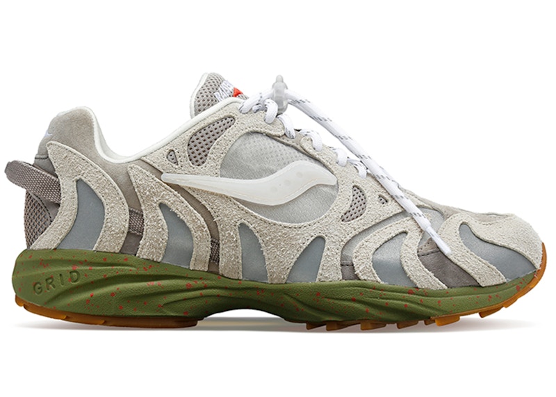 Saucony Grid Azura 2000 Raised By Wolves Grijs