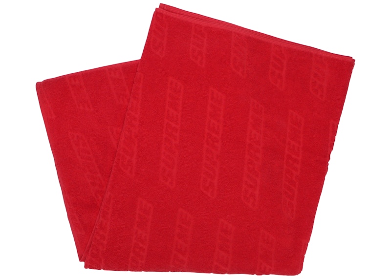 Supreme Debossed Logo Beach Towel Rood