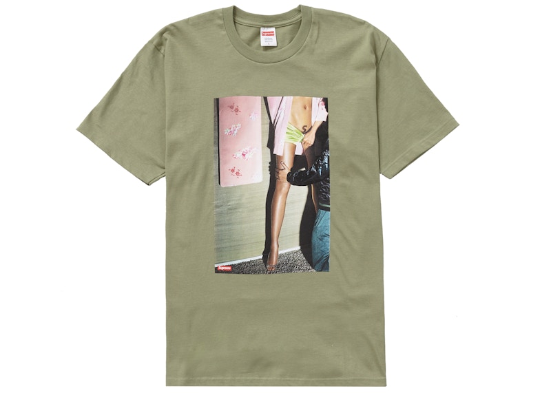 Supreme Model Tee Light Olijf