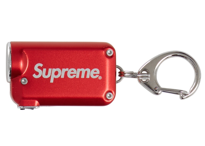 Supreme NITECORE Tini Keychain Light Rood