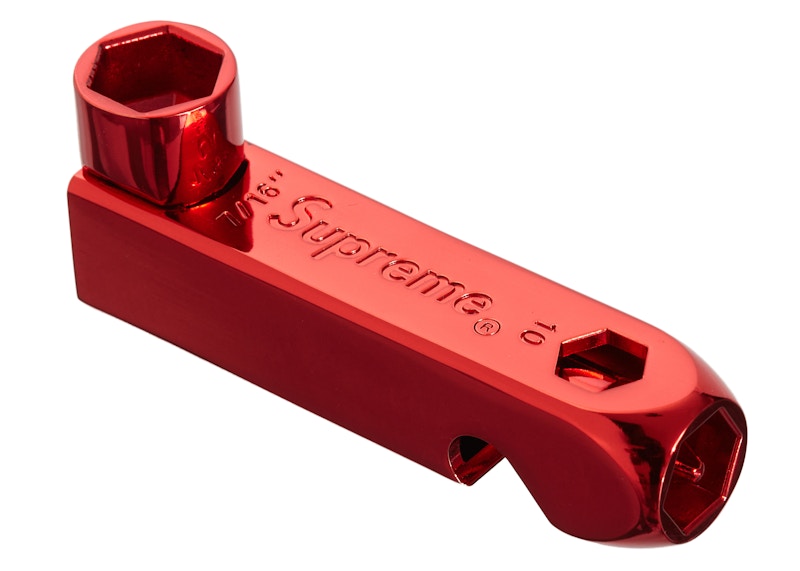 Supreme Pipe Skate Key Rood