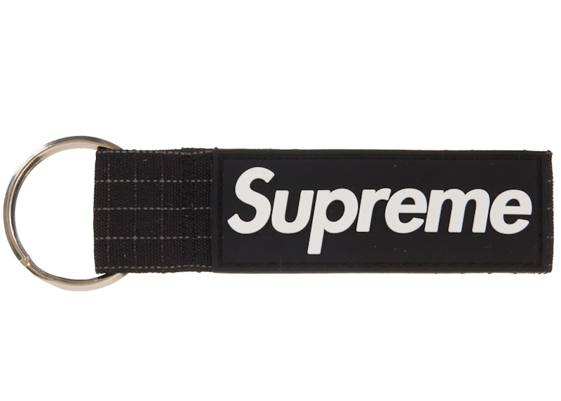 Supreme Ripstop Keychain Zwart