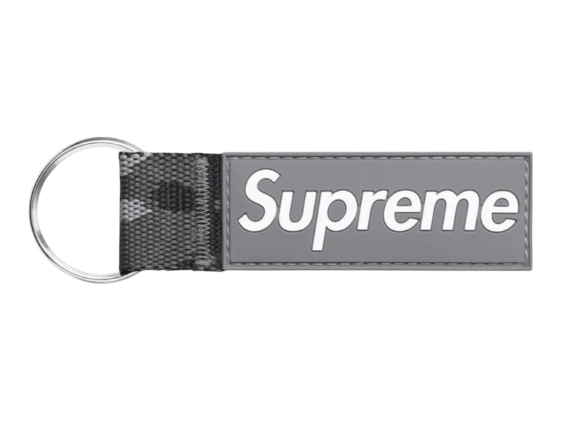 Supreme Webbing Keychain Snow Camo