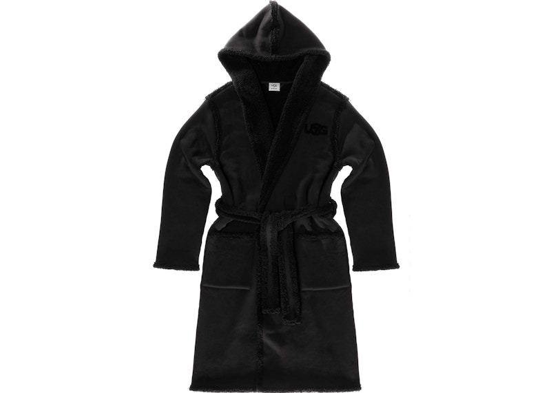 Telfar x UGG Fleece Robe Zwart